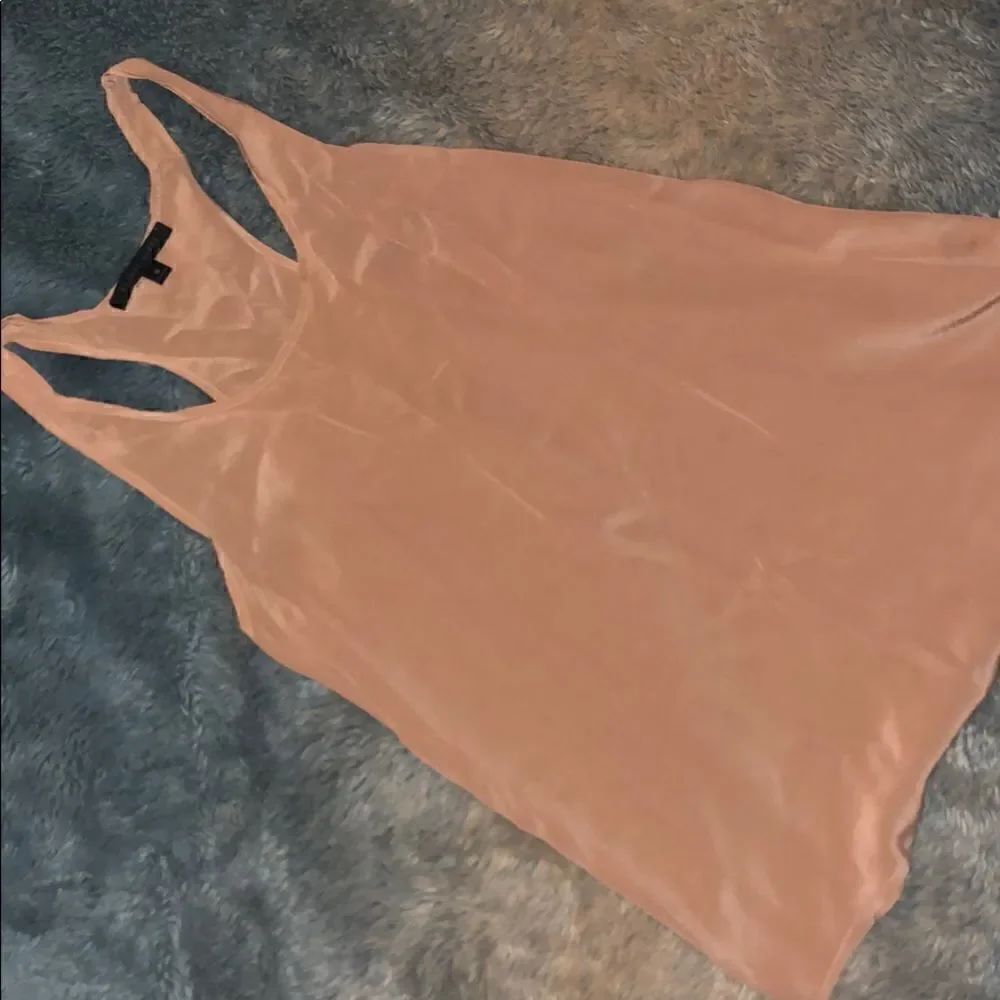 Blaque Label Like New 100% Silk Tan Tank - Medium
